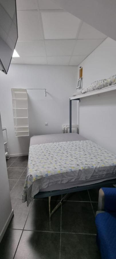 Albergue Cristina Habitaciones Con Bano Privado Y Mini Cocina Corralejo Eksteriør bilde